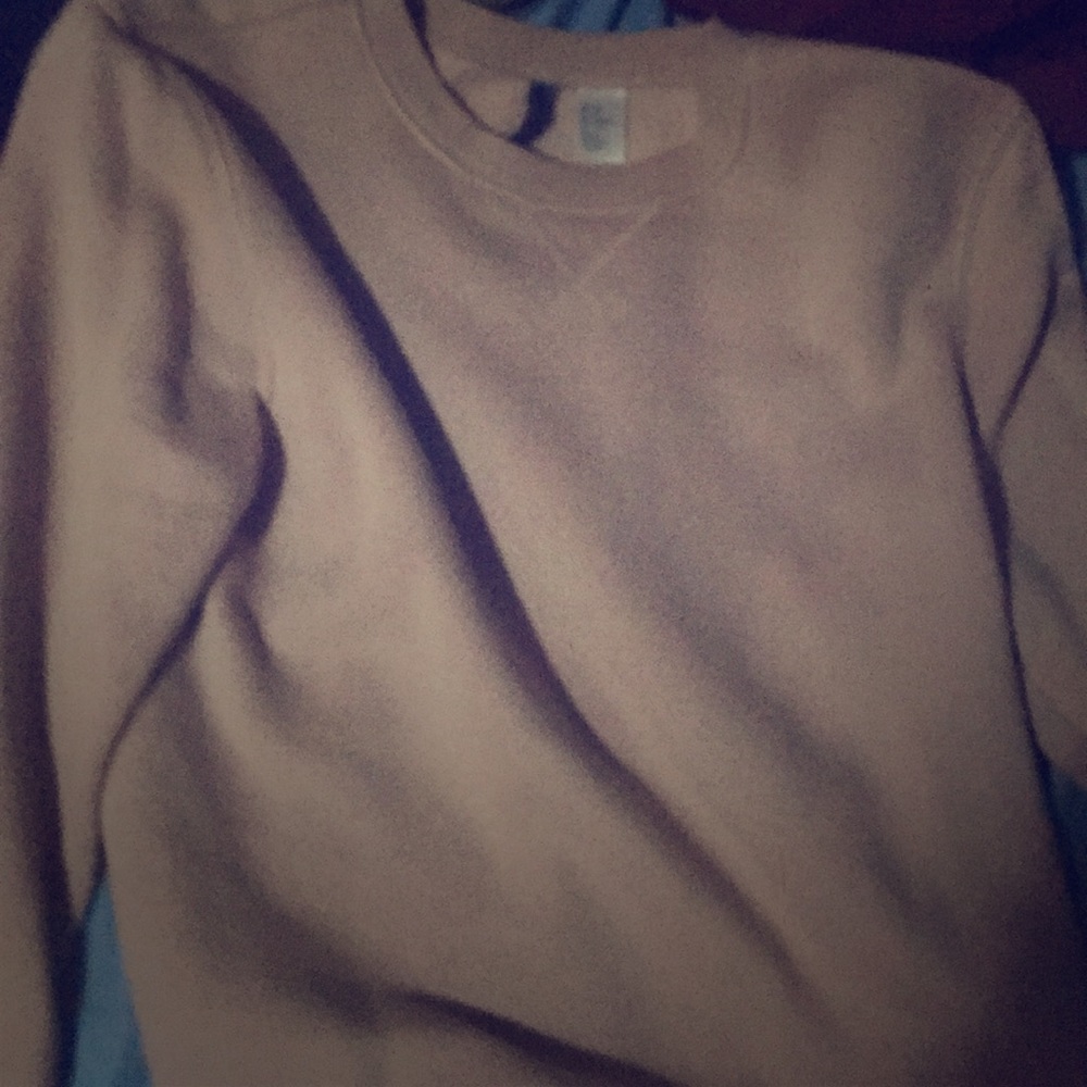 H&M pink sweatshirt